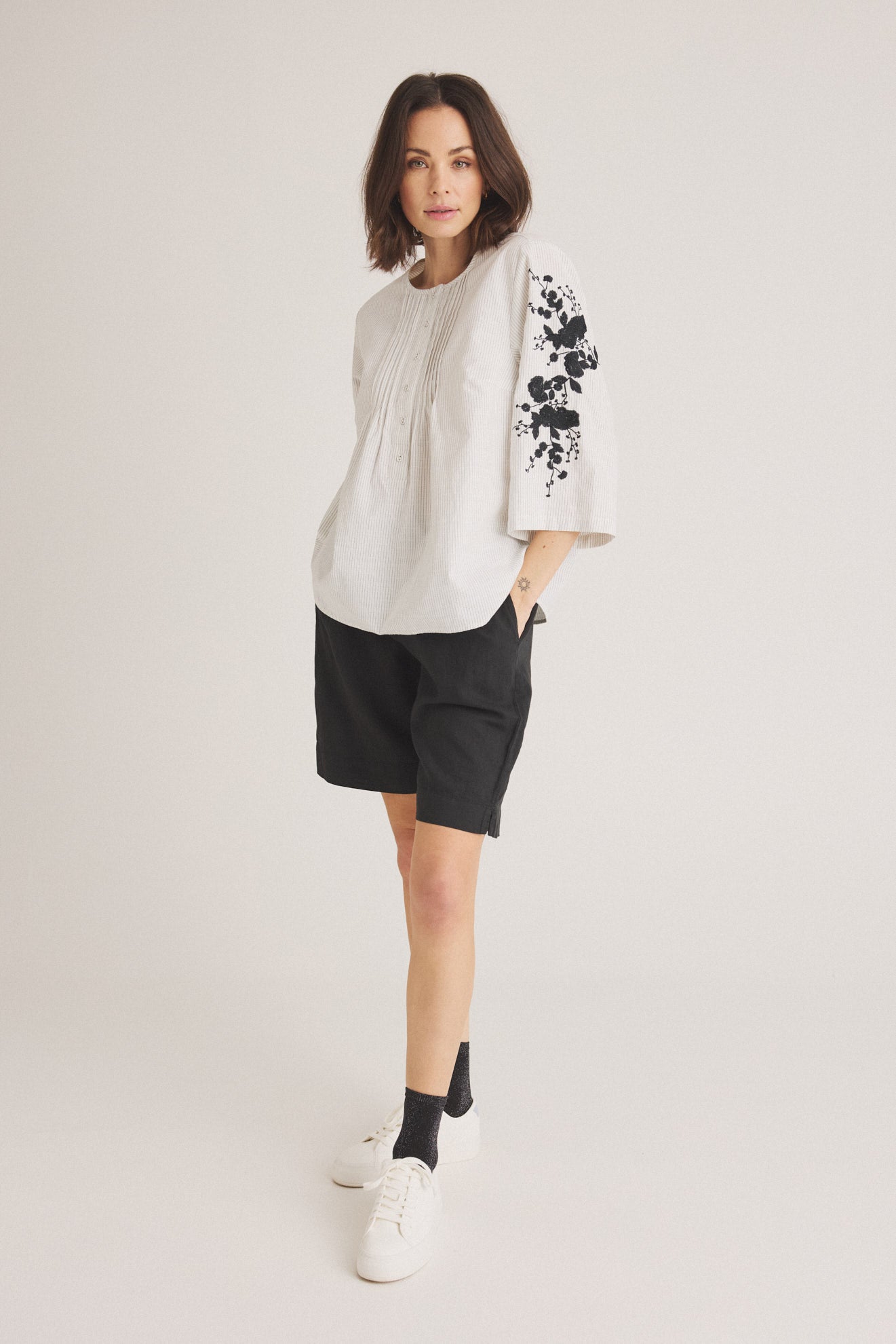 LUXZUZ // ONE TWO Alie Blouse Blouse 737 Cream