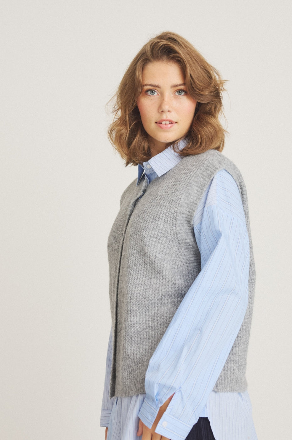 LUXZUZ // ONE TWO Bit Knit Knit 808 Light Grey Melange