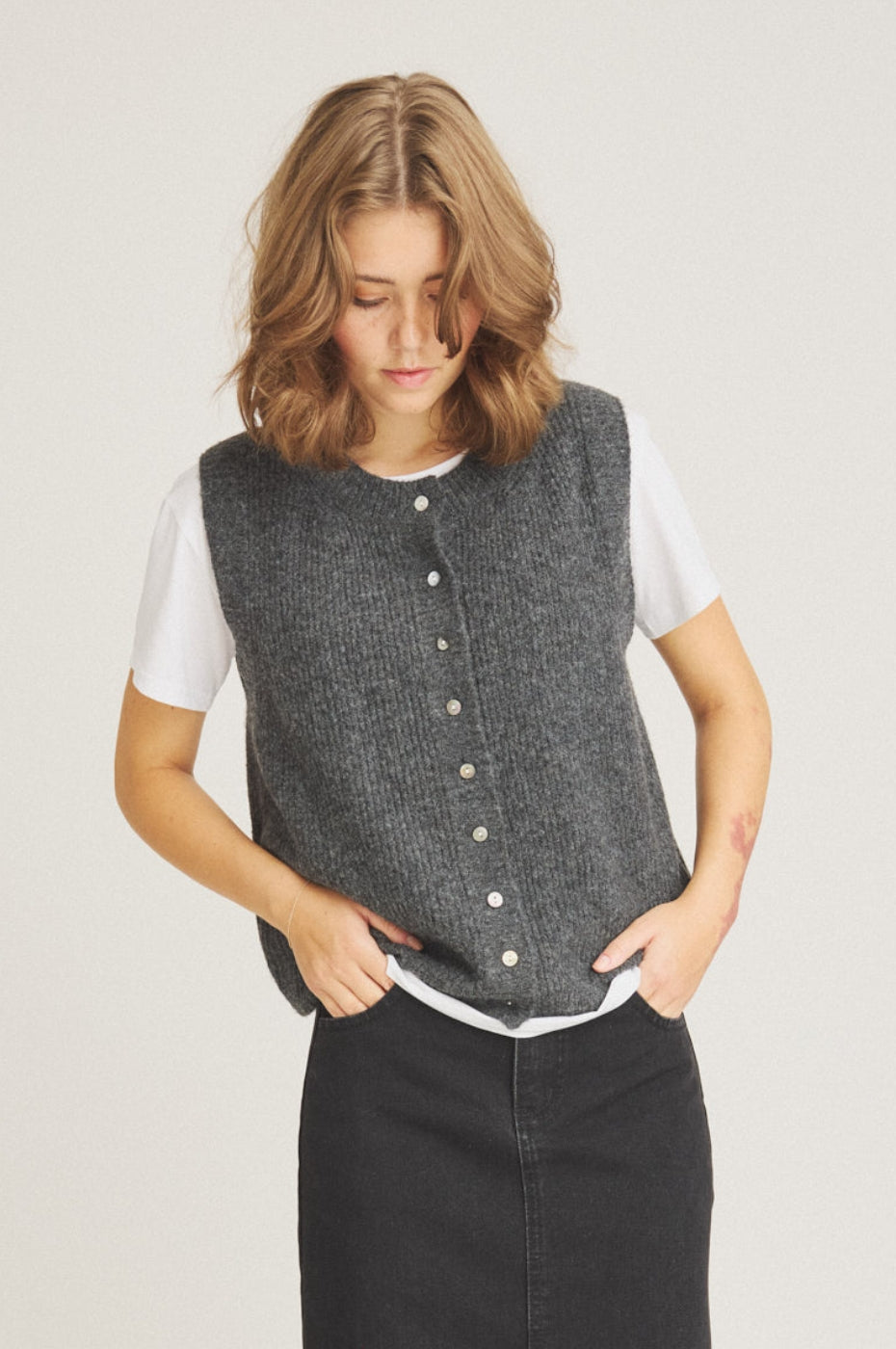 LUXZUZ // ONE TWO Bit Knit Knit 888 Phantom