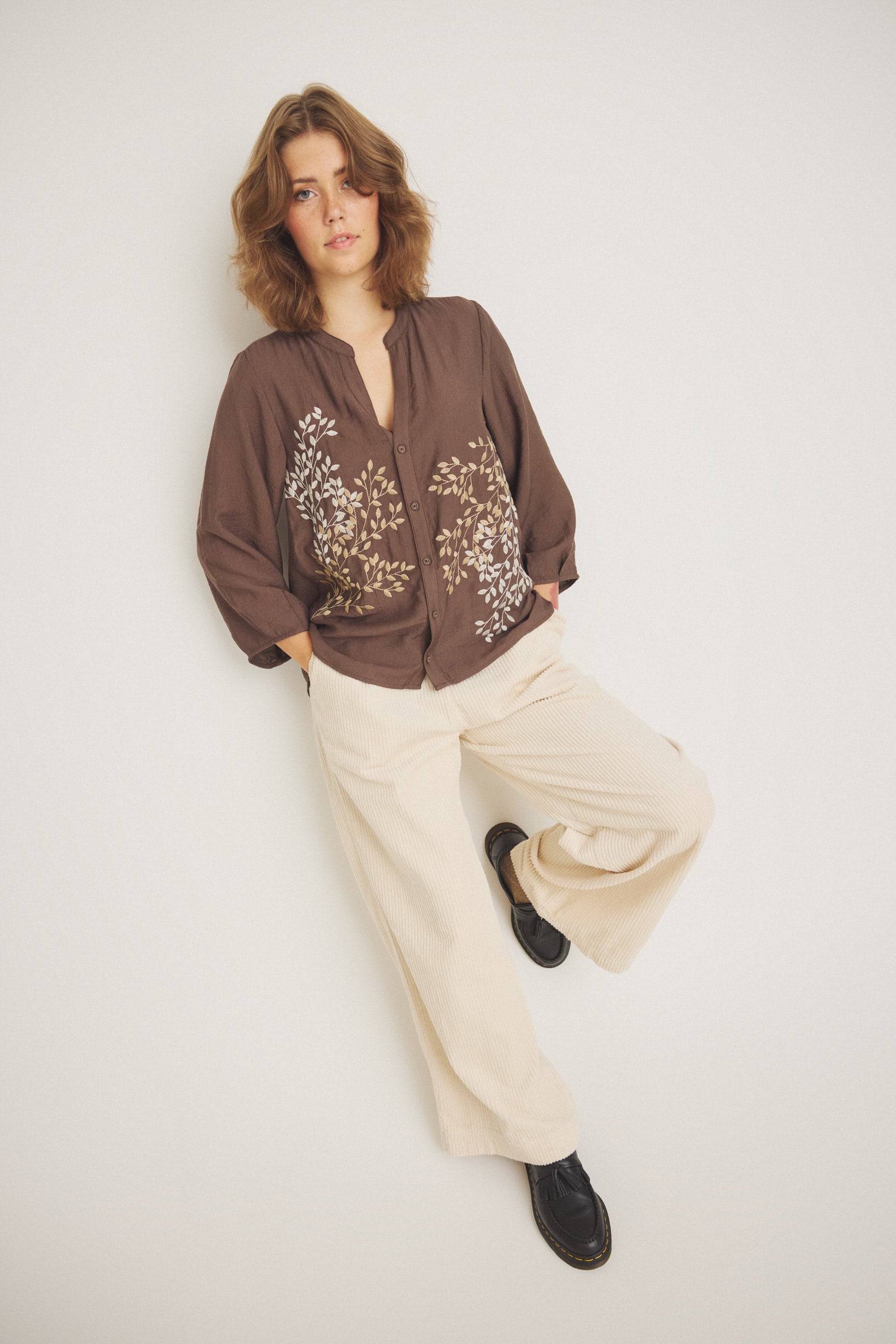 LUXZUZ // ONE TWO Eicord Pant Pant 741 Ecru