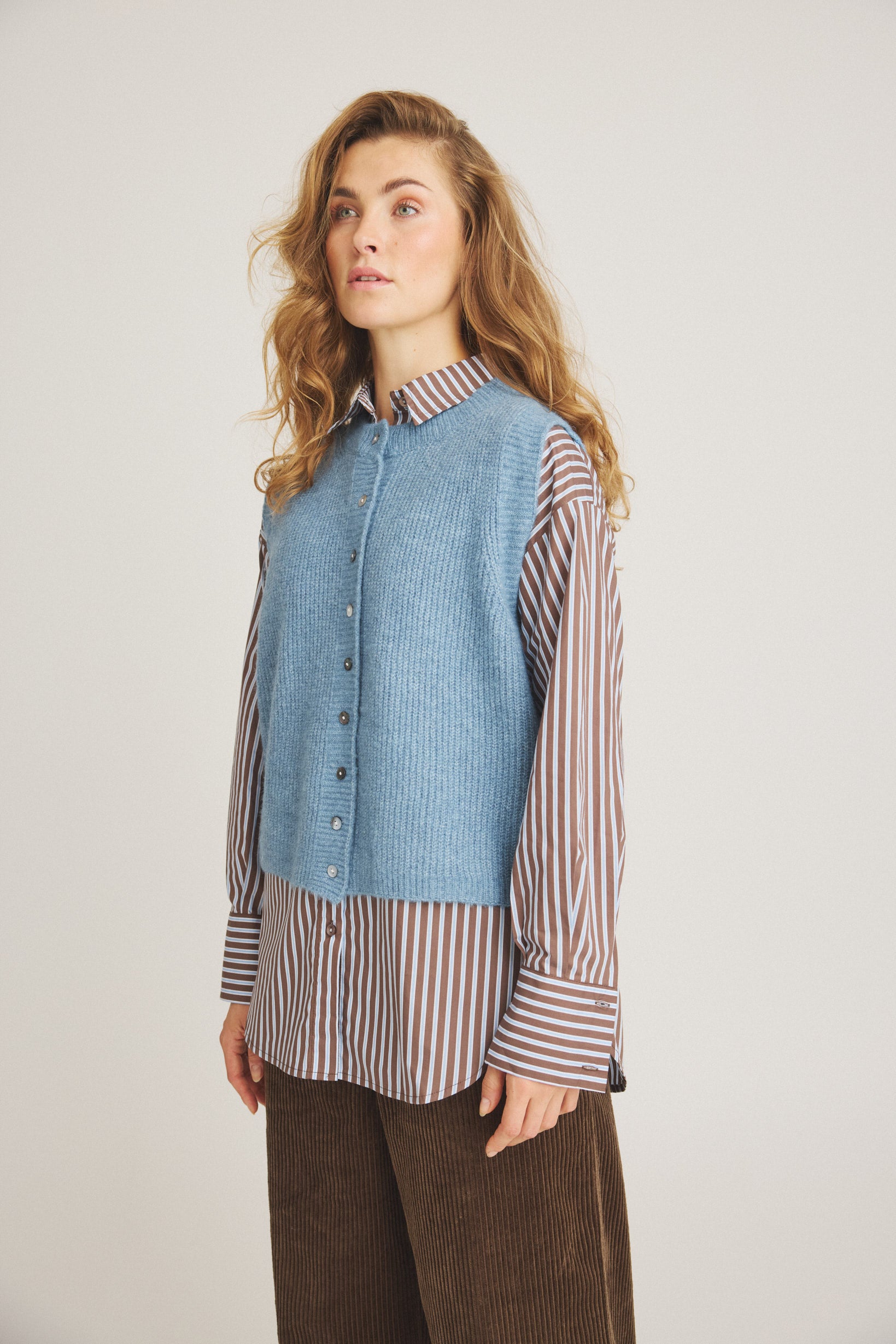 LUXZUZ // ONE TWO Gertantu Shirt Shirt 788 Chocolate Chip