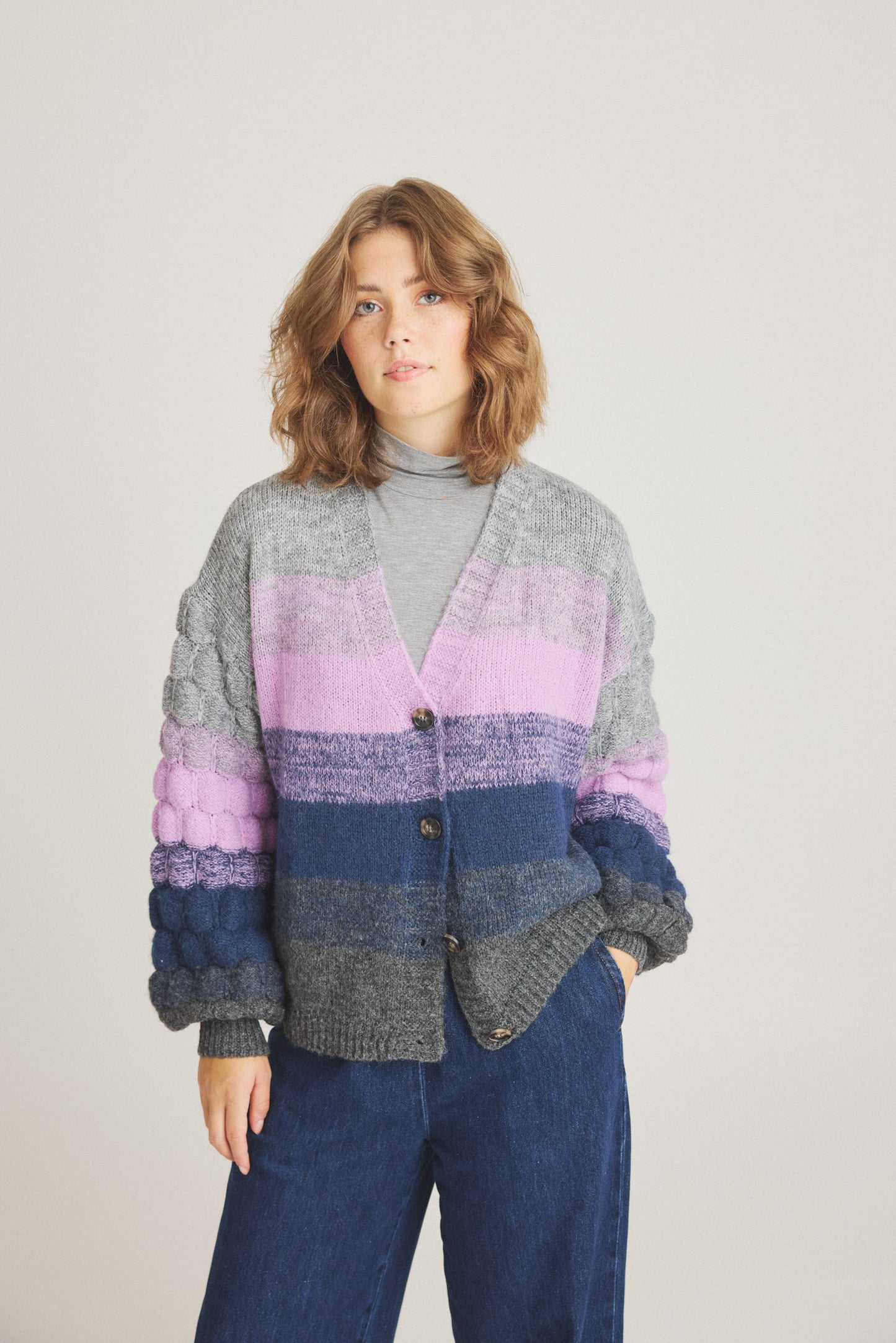 LUXZUZ // ONE TWO Jachio Bamboo Rollneck T-Shirt 821 Grey Marl