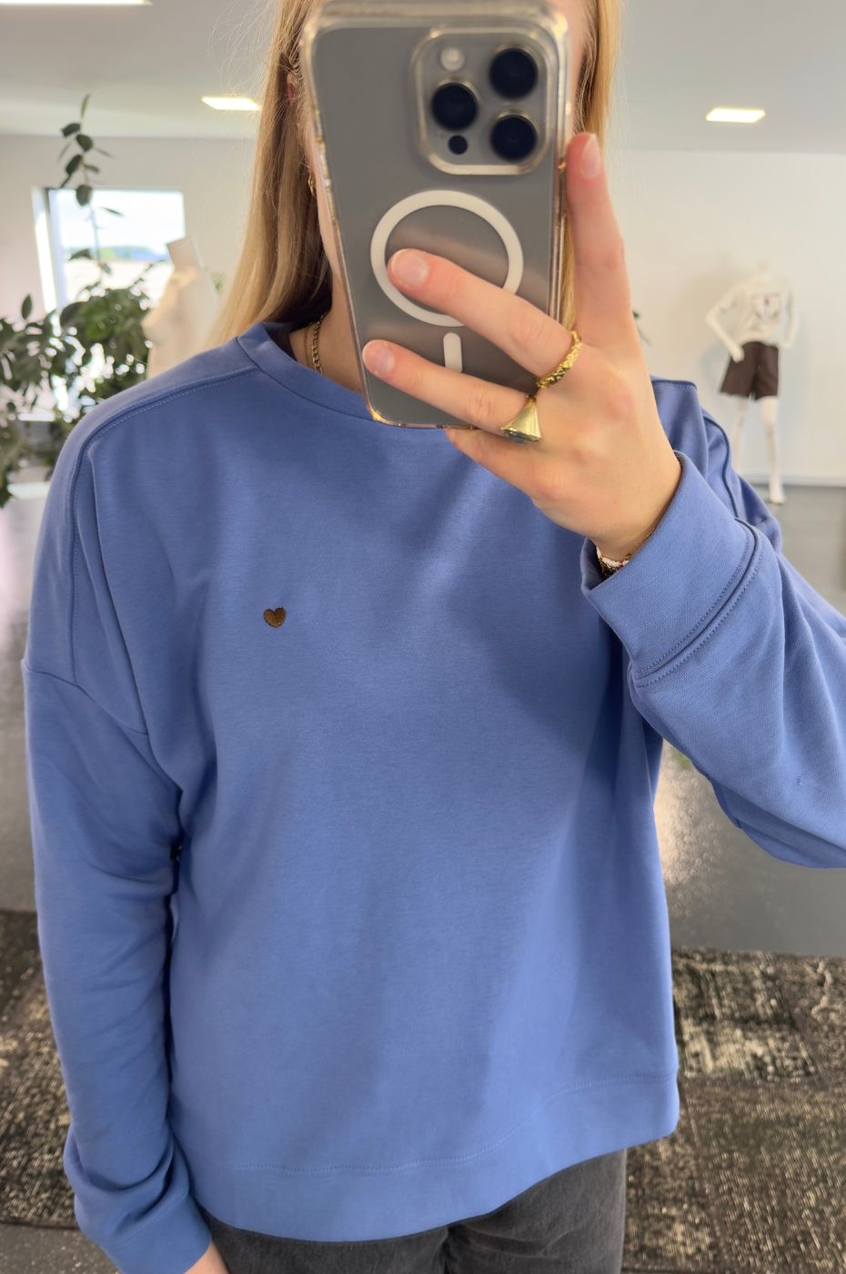 LUXZUZ // ONE TWO Jeanie Sweat Sweat 536 Hydrangea