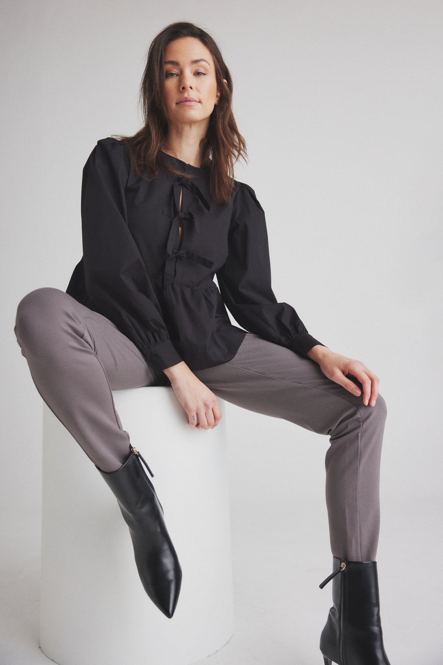 LUXZUZ // ONE TWO Lynette Blouse Blouse 999 Black