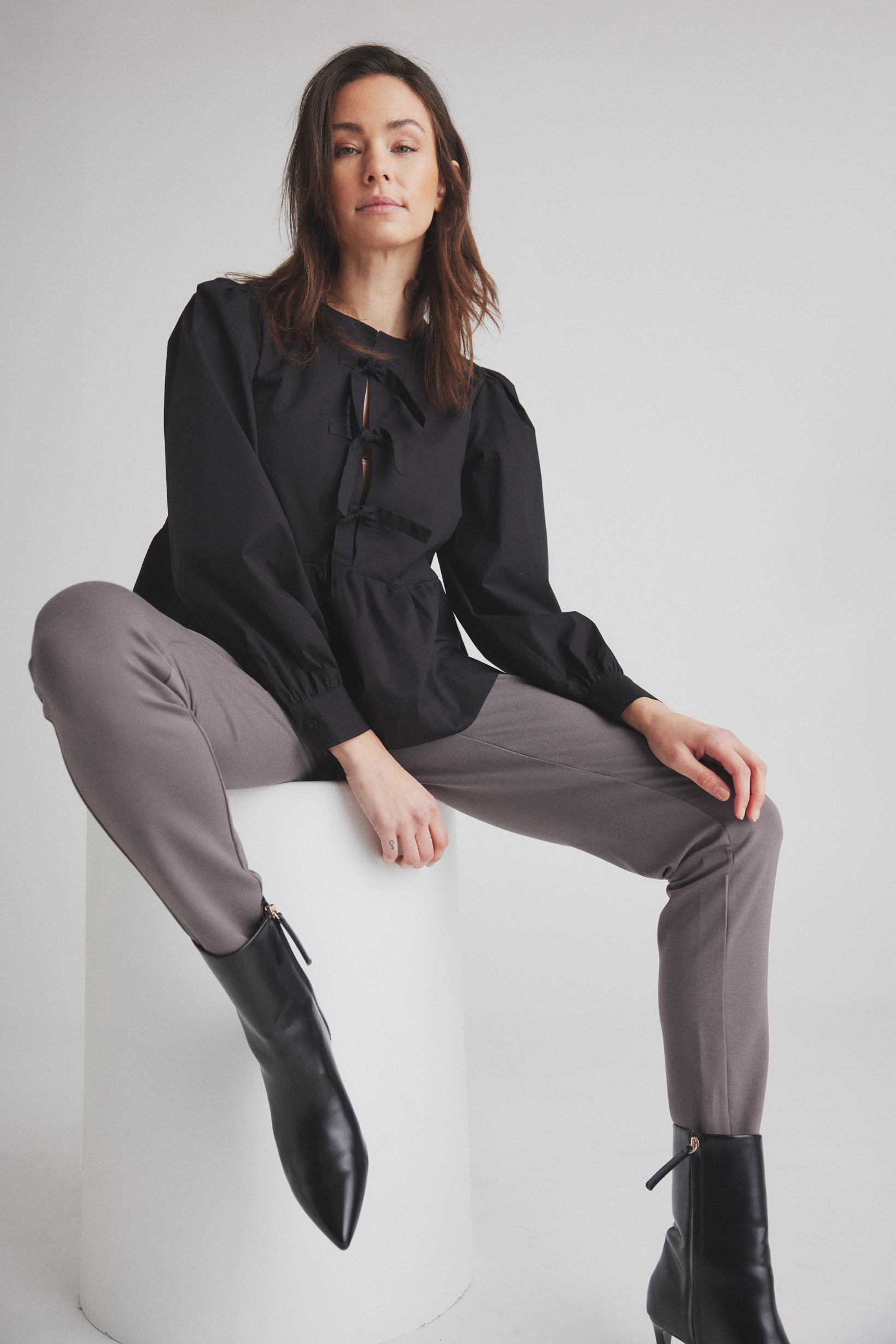 LUXZUZ // ONE TWO Lynette Blouse Blouse 999 Black