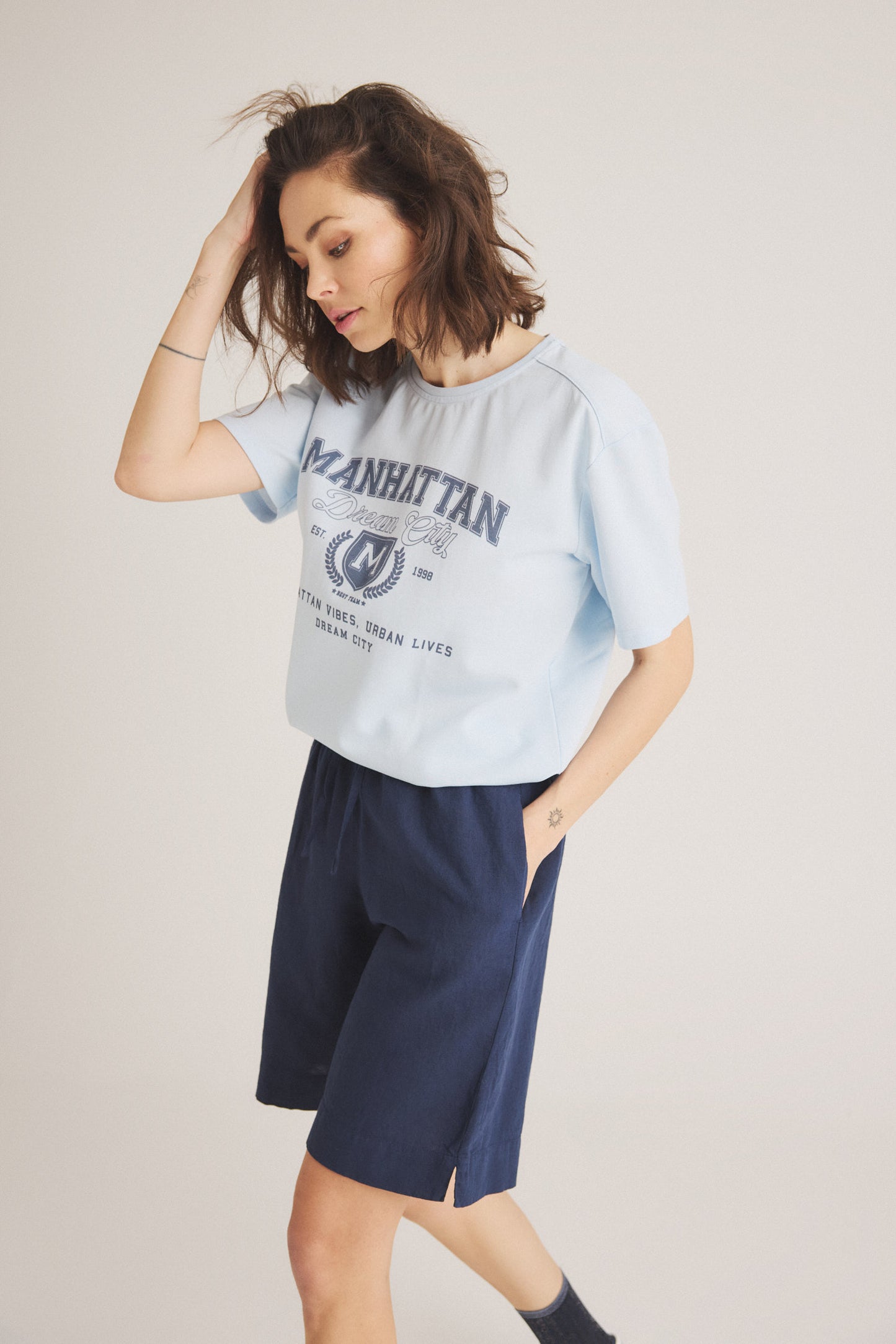 LUXZUZ // ONE TWO Mata T-shirt T-Shirt 509 Baby Blue