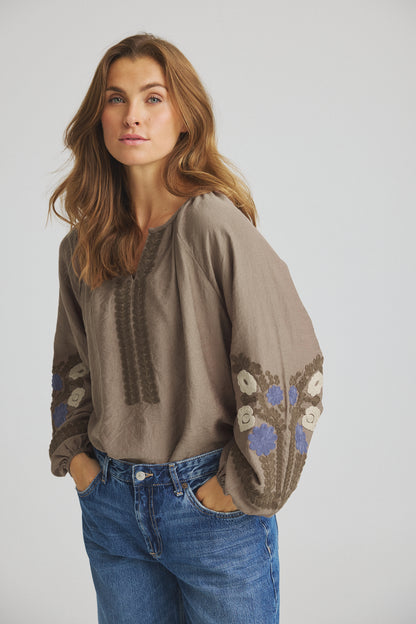 LUXZUZ // ONE TWO Adel Blouse Blouse 788 Chocolate Chip