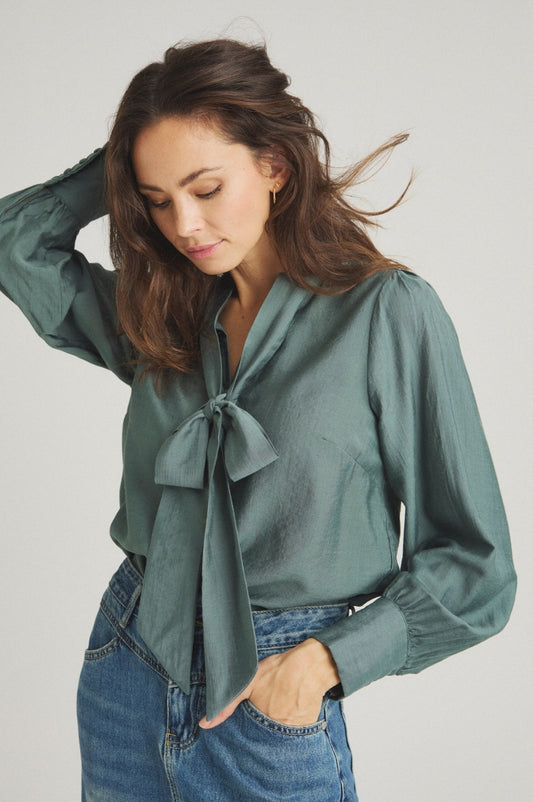 LUXZUZ // ONE TWO Alida Shirt Shirt 657 Shadow Green