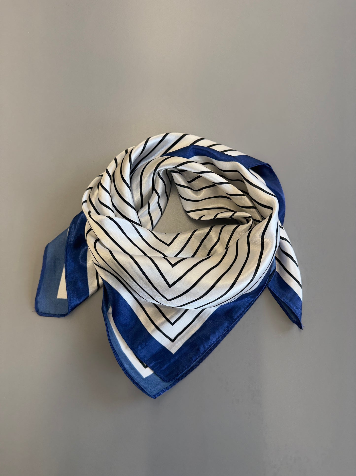 LUXZUZ // ONE TWO Bandito Scarf Accessories 558 Dazzling Blue