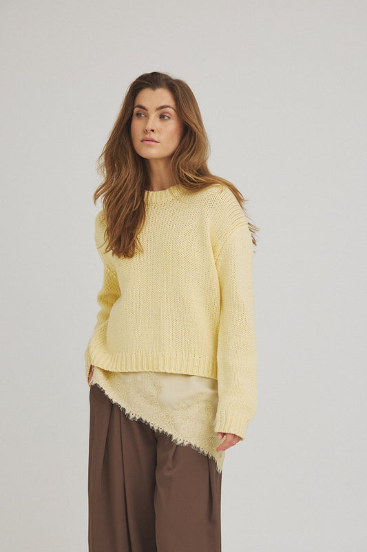 LUXZUZ // ONE TWO Begitta Knit Knit 100 Anise Flower