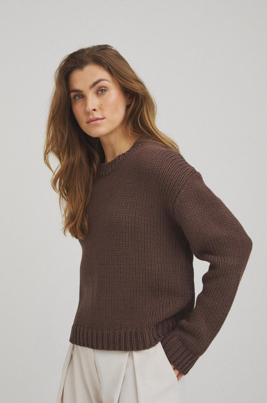 LUXZUZ // ONE TWO Begitta Knit Knit 795 Coffee Bean