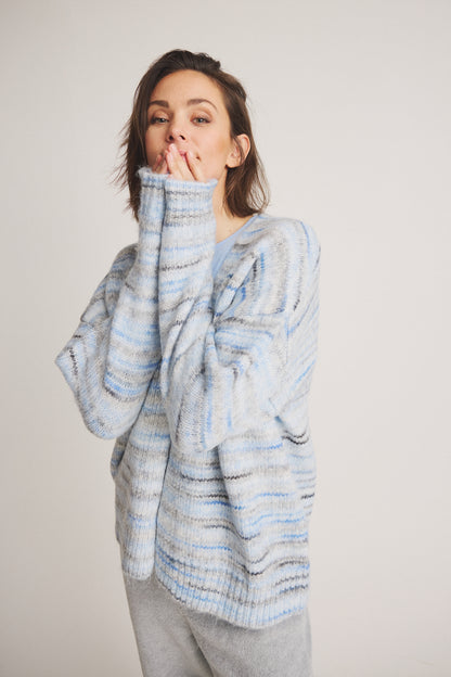 LUXZUZ // ONE TWO Bett Knit Knit 505 Sky blue