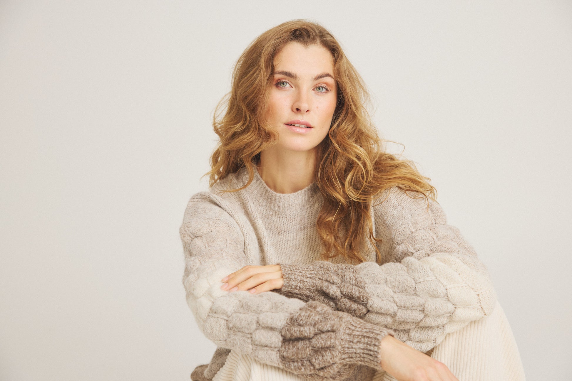 LUXZUZ // ONE TWO Camma Knit Knit 751 Fungi