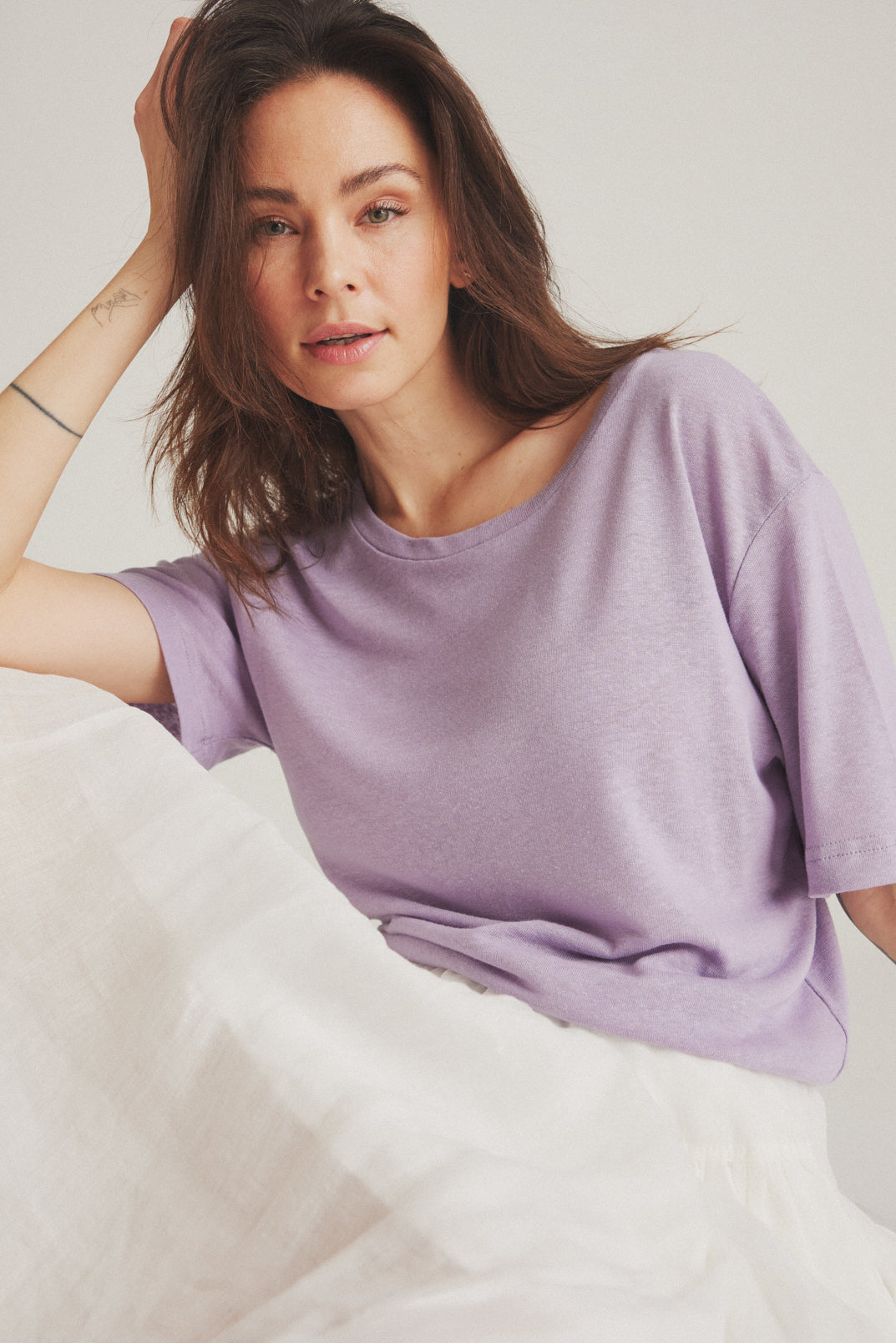 LUXZUZ // ONE TWO Essenti Linen T-Shirt T-Shirt 421 Lavender