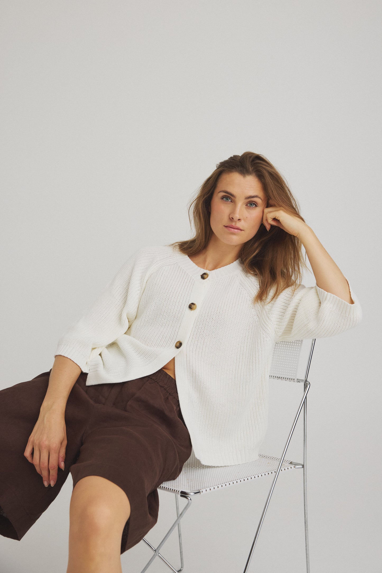 LUXZUZ // ONE TWO Jayneco Knit Knit 737 Cream