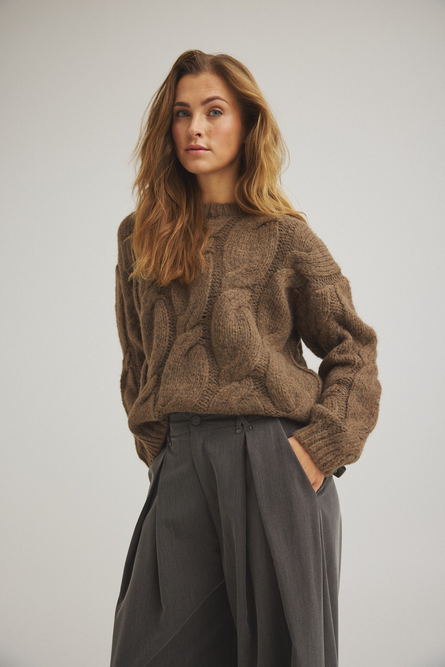 LUXZUZ // ONE TWO Jostina Knit Knit 776 Toasted Coconut