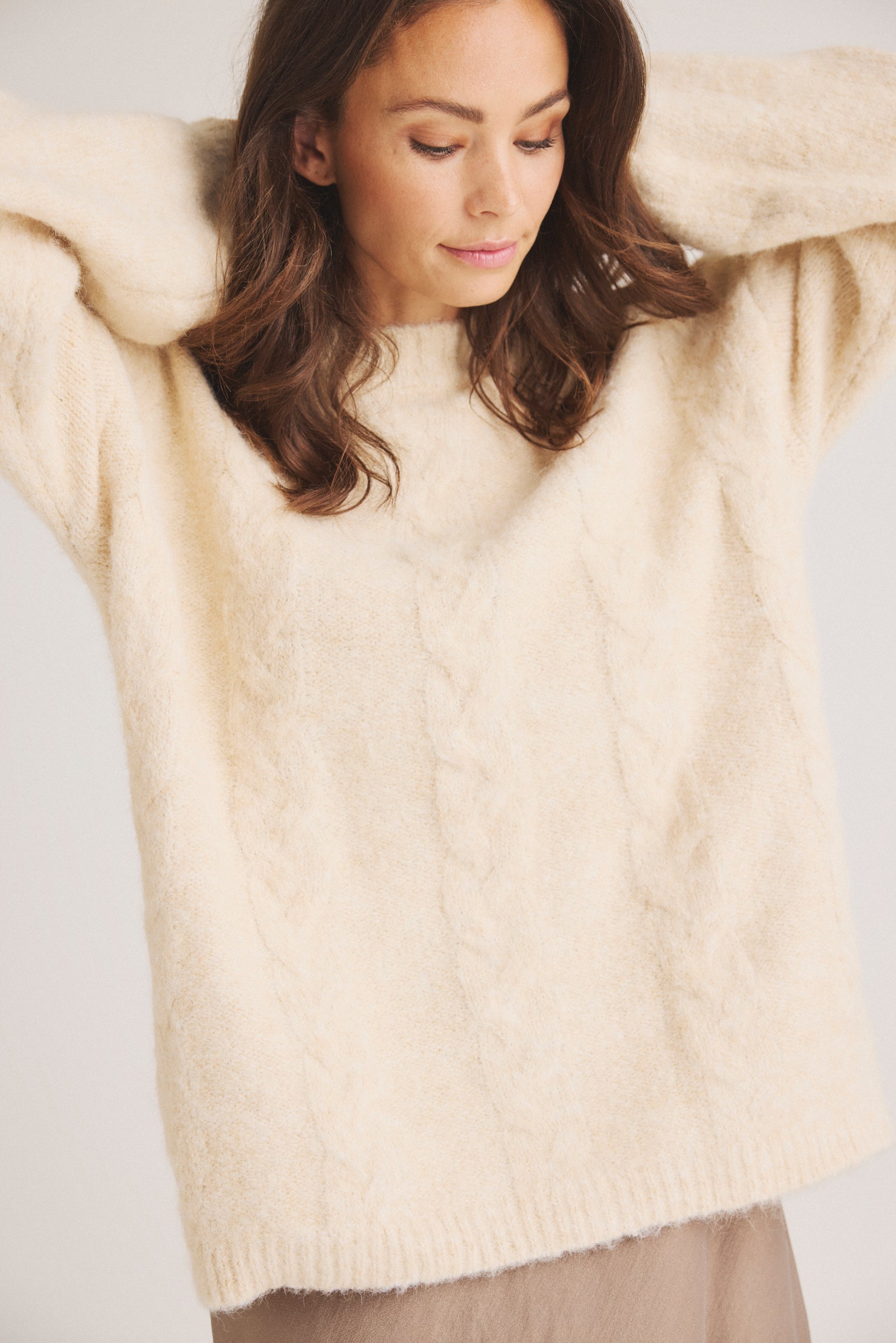 LUXZUZ // ONE TWO Kaisa Knit Knit 740 Buttercream