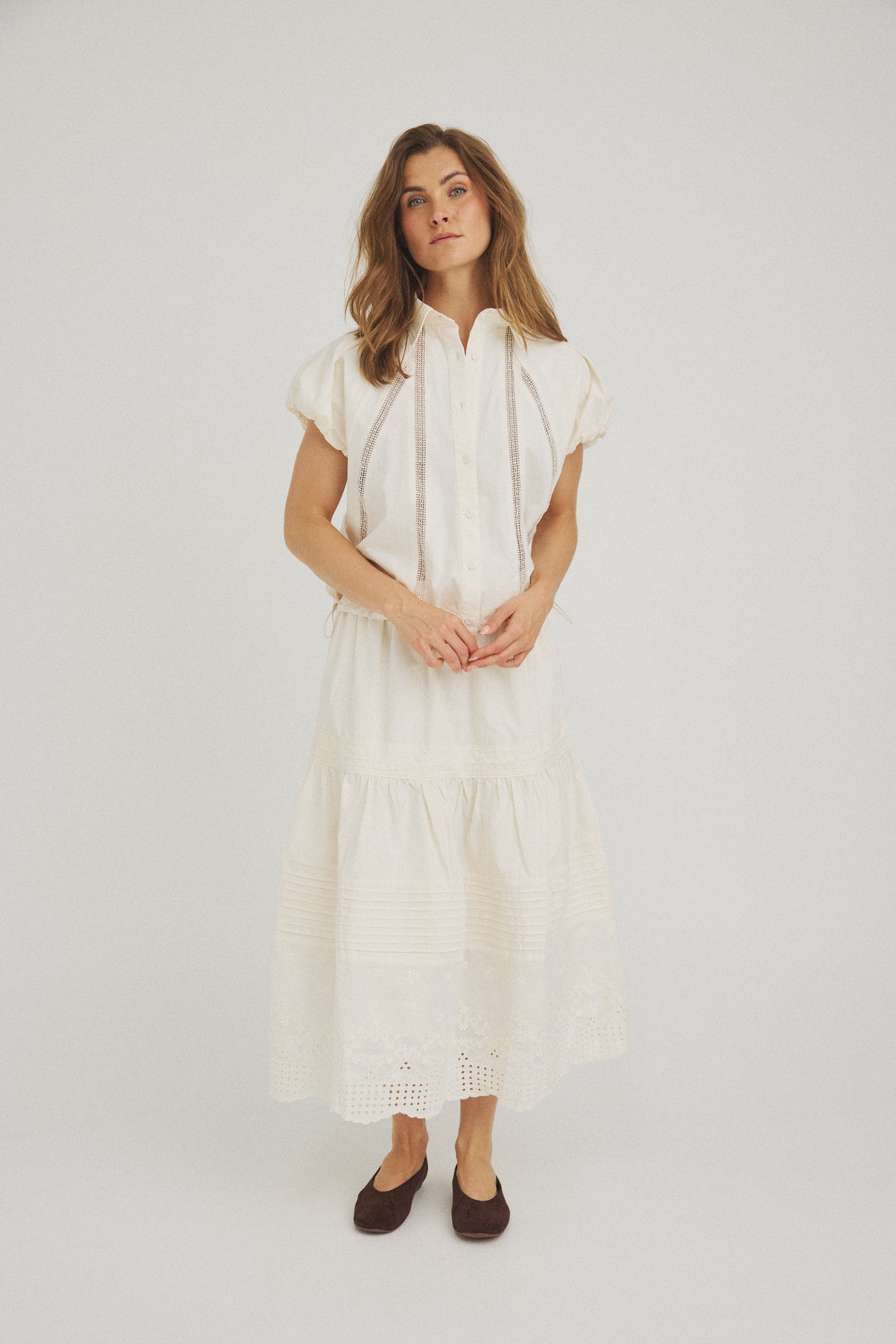 LUXZUZ // ONE TWO Vaike Skirt Skirt Off White 7038