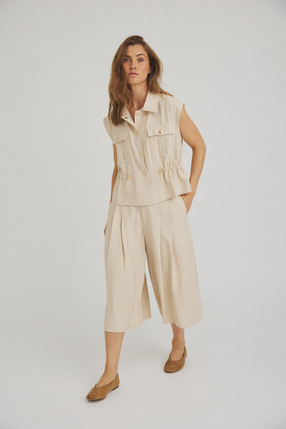 LUXZUZ // ONE TWO Valgerd Shorts Shorts Khaki 7036