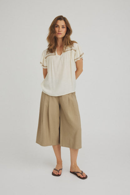 LUXZUZ // ONE TWO Valgerd Shorts Shorts Taupe 7012
