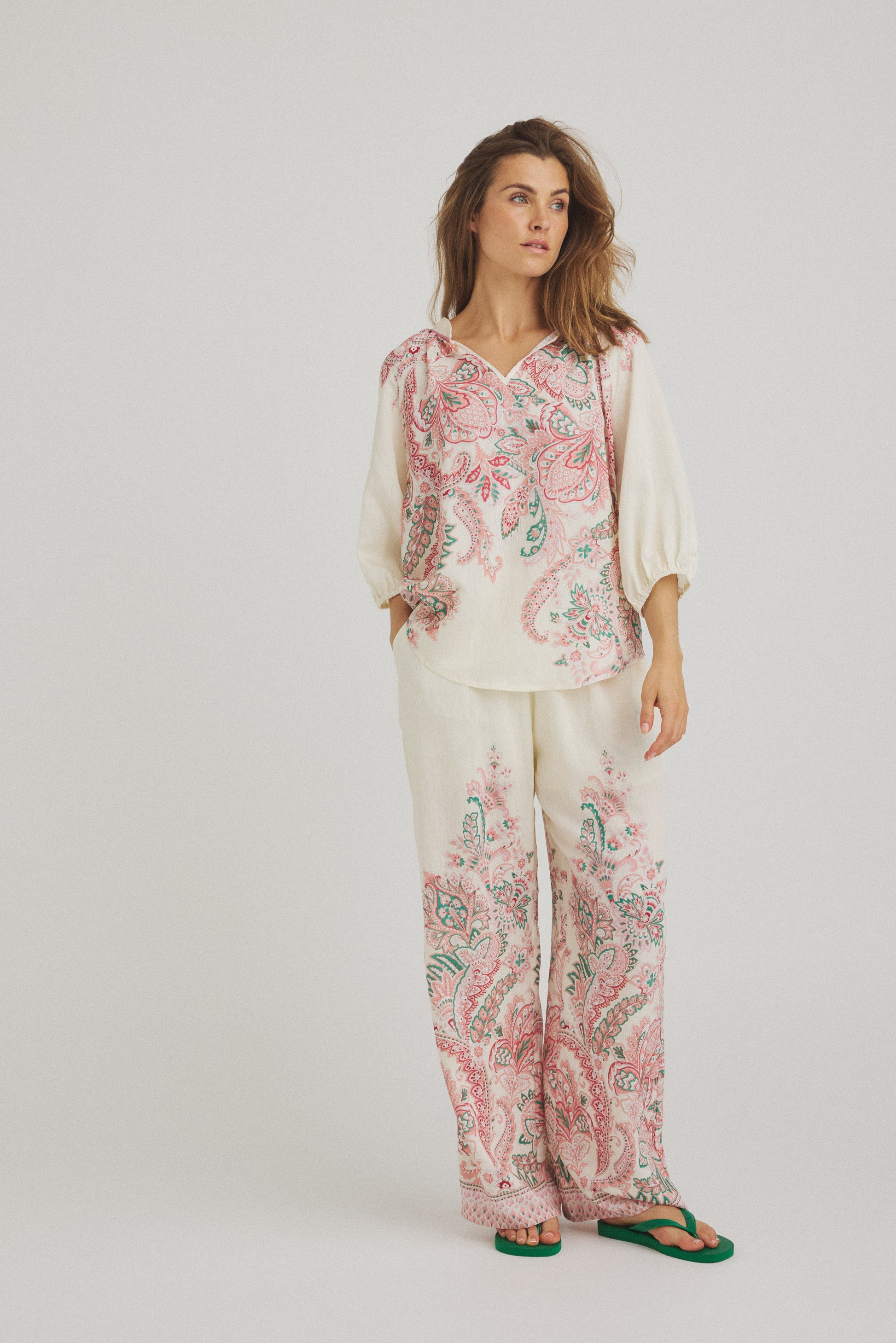 LUXZUZ // ONE TWO Vanja Pant Pant Cream 7037