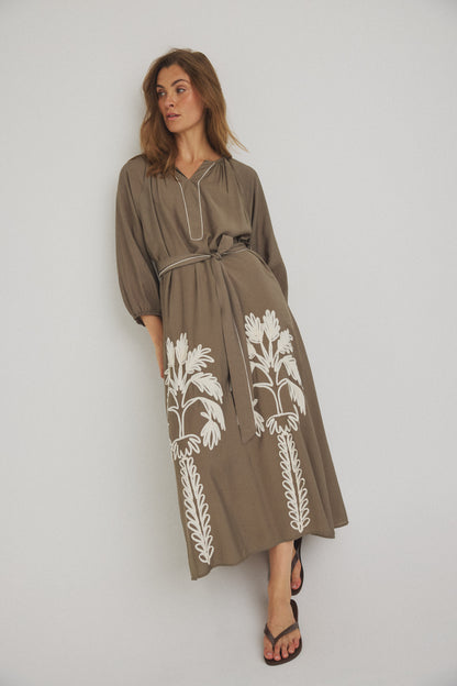 LUXZUZ // ONE TWO Varinka Dress Dress Army Green 6330