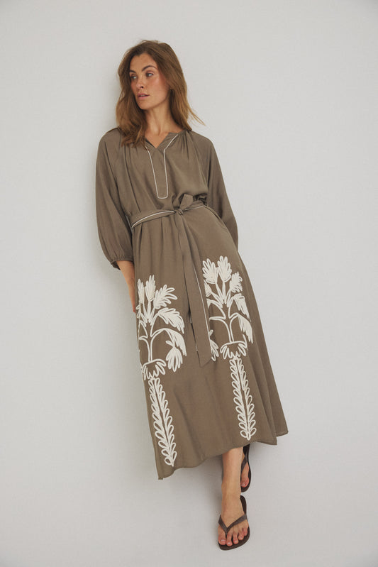 LUXZUZ // ONE TWO Varinka Dress Dress Army Green 6330
