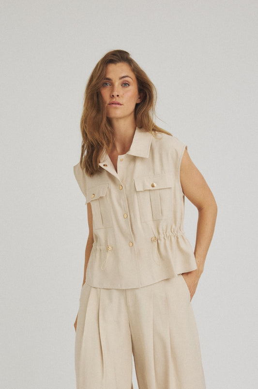 LUXZUZ // ONE TWO Vinifred Vest Vest Khaki 7036