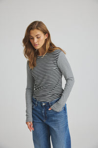 Zegzag Stripe T-shirt - Black