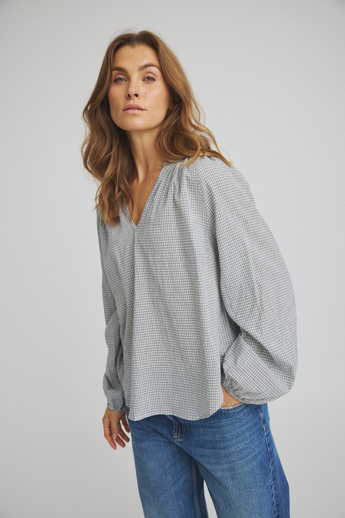 LUXZUZ // ONE TWO Zennia Blouse Blouse 741 Ecru
